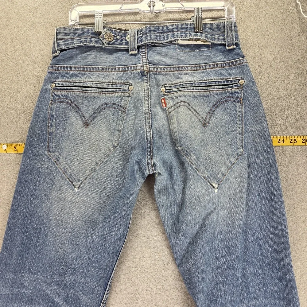 Levis 11717 important